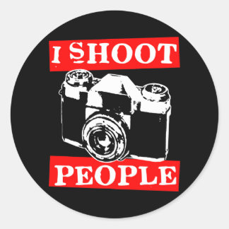 Sticker Rond Je tire sur les gens