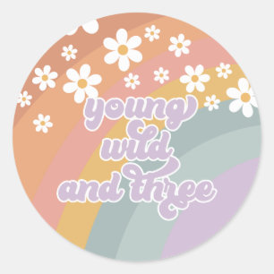 Sticker Rond Jeune Sauvage et Trois Arcs-en-ciel Rétro