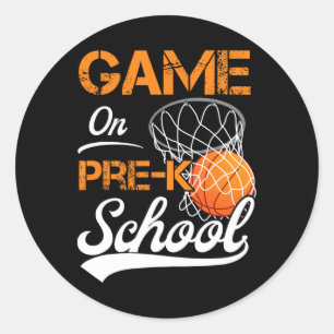 Sticker Rond Jeux Amusants Sur Le Basketball Pré-k Premier Jour