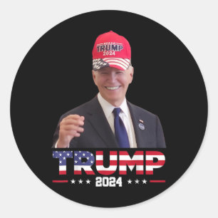 Sticker Rond Joe Biden portant un chapeau Trump 1