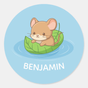 Sticker Rond Joli Souris dans un Bateau en Feuille Bleu Nom Per