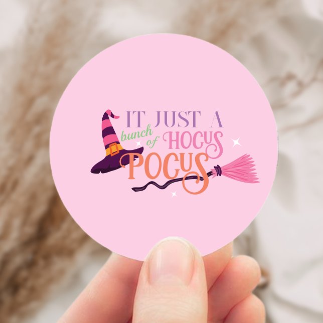 Sticker Rond Jolie sorcière rose Hocus Pocus Halloween Casquett (Cute Fun Pink Witch Hocus Pocus Halloween Hat Classic Round Sticker)