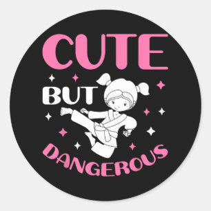 Sticker Rond Jote Mais Dangereux Taekwondo Girl Karate Jiu Jits