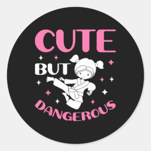 Sticker Rond Jote Mais Dangereux Taekwondo Girl Karate Jiu Jits