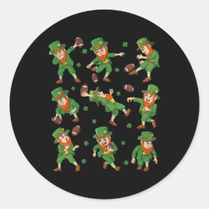 Sticker Rond Jour de la Saint Patrick Leprechaun joueur de foot
