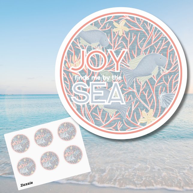 Sticker Rond Joy Finds Me By The Sea – Boho Beach  (Modern Coastal Round Stickers for Planners, Journals, and More)