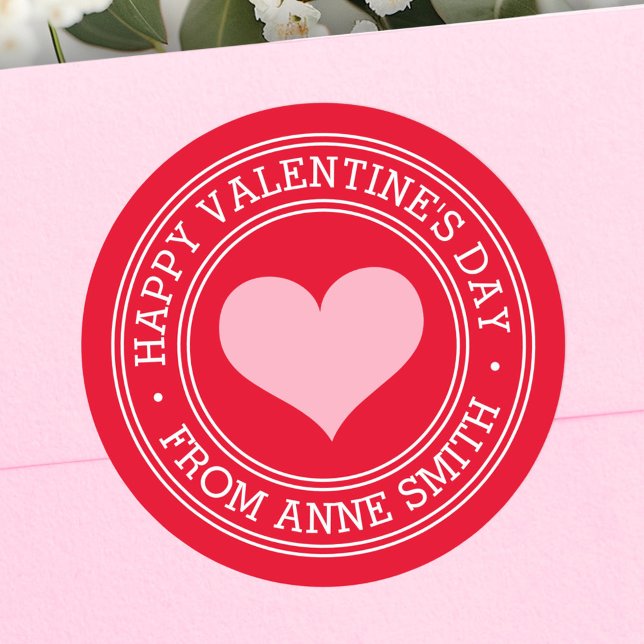 Sticker Rond Joyeuse Saint-Valentin de nom personnalisé rouge (Happy Valentine's Day from custom name red Classic Round Sticker)