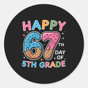 Sticker Rond Joyeux 67e jour de crème glacée de 5e année qui dé