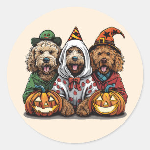 Sticker Rond Joyeux chien d'Halloween Goldendoodle