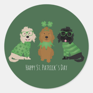 Sticker Rond Joyeux Chiens Goldendoodle Jour de la Saint Patric
