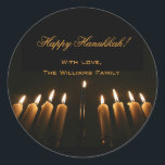 Sticker Rond Joyeux Hanoukka Lampe Menorah éclaire la bougie Ch<br><div class="desc">Happy Hanoukka Lamp Menorah éclaire les bougies Chanukah Festival de lumières Stickers,  ajouter texte et nom</div>