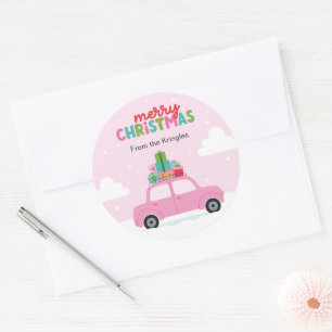 Sticker Rond Joyeux Noël Voiture Rose avec Cadeaux en Rose Past