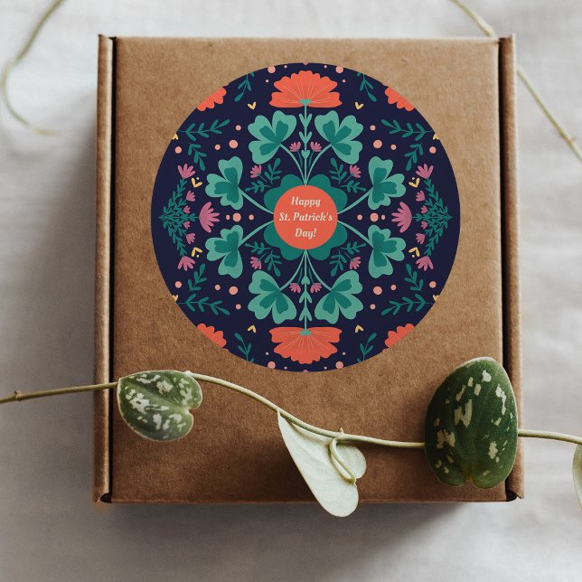 Sticker Rond Joyeux St. Patrick's Day trèfle & fleurs (Créateur téléchargé)