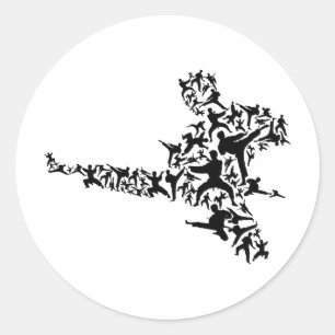 Sticker Rond Karate Arts Martiaux Coup de Pied Volant Boxe Kick
