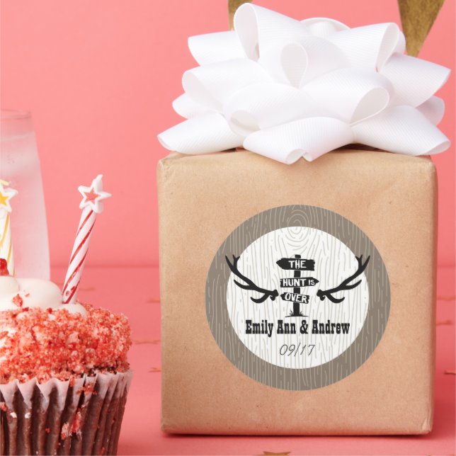 Sticker Rond La chasse rustique au-dessus du bois d'écorce Sauv (Fête)