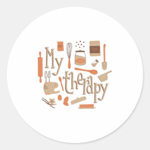 STICKER ROND LA CUISINE EST MA THÉRAPIE