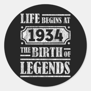 Sticker Rond La Vie Commence 1934 La Naissance De La Légende 87