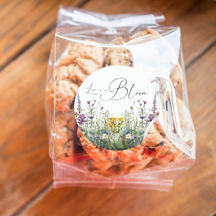 Sticker Rond L'amour est dans la Fête des mariées fleurie Fleur