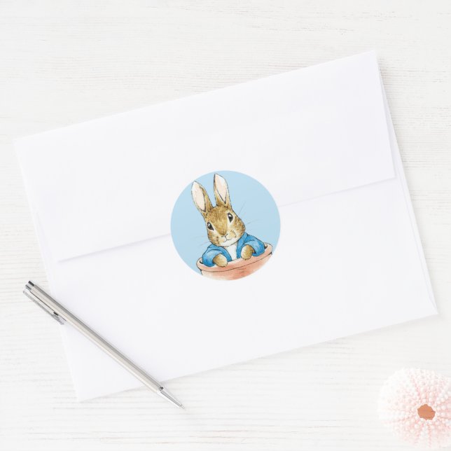 Sticker Rond Lapin classique assis dans une marmite (Enveloppe)
