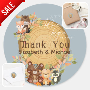 Sticker Rond Le Baby shower d'animaux de bois à coutures person