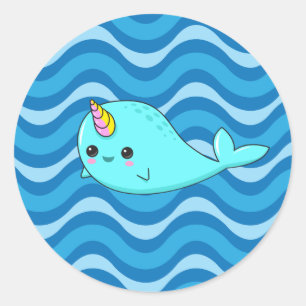 Sticker Rond Le bleu de Kawaii Narwhal ondule l'autocollant