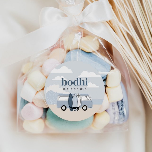 Sticker Rond Le grand Surf de plage des garçons à l'anniversair (Créateur téléchargé)