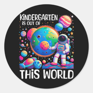 Sticker Rond Le Jardin D'Enfants Est Sorti De Ce Monde De Retou