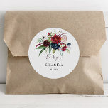 Sticker Rond Le Merci floral Blush de la marine bourguignonne m<br><div class="desc">Ces modernes burgundy marine blush floral merci pour coller rond classique sont parfaits pour un mariage élégant. Le design se compose de fleurs rouges, bordeaux, navales, violettes, bleues et rousses, de fleurs et de feuilles verts peints à la main. Faites de l'autocollant votre propre étiquette en incluant vos noms, l'événement...</div>