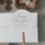 Sticker Rond Le poison de Rose Gold Happy<br><div class="desc">La théorie est minimaliste : rose or Happy New Year holiday vend des broadcads perfect pour une simple holiday present or holiday card card. The design specifresh blush pink and white typographiy paired with a rustic yet elegant script font font port lettered style. Personalize the stickers with your name</div>