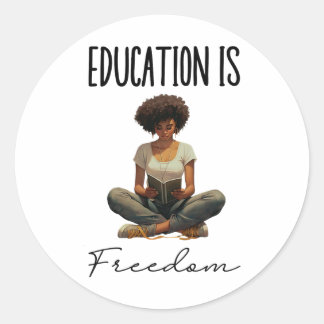 Sticker Rond L'éducation est la liberté Noir Livres d'enseignan
