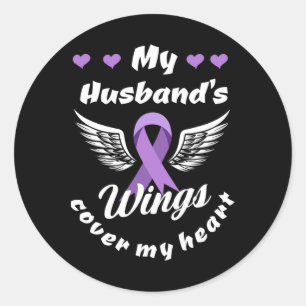 Sticker Rond Les ailes de mon mari couvrent mon excès de coeur