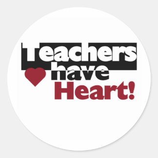 Sticker Rond Les enseignants ont le coeur