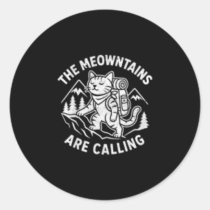 Sticker Rond Les montagnes appellent le drôle de chat de montag