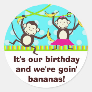 Sticker Rond Les singes qui mangent des bananes