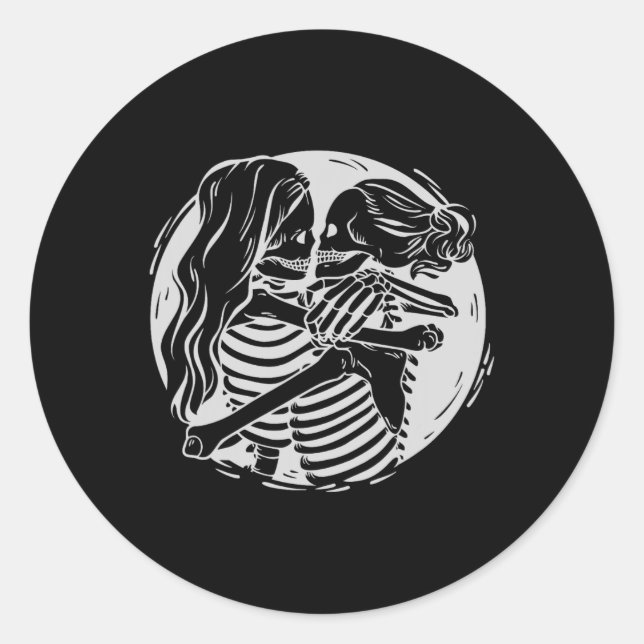 Sticker Rond Lesbian Couple Lgbtq Pride Skeletons Kissing Valen (Devant)