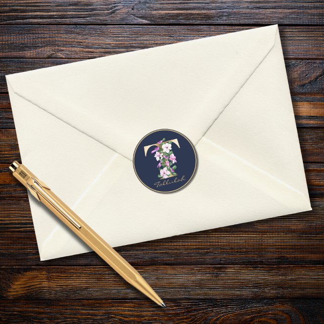 Sticker Rond Lettre d'or T Élégant monogramme floral (Créateur téléchargé)