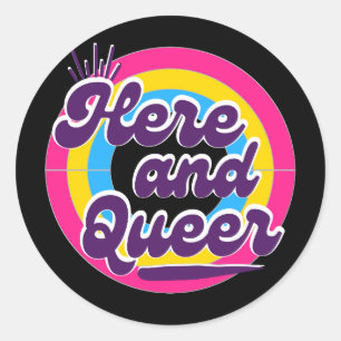 Sticker Rond LGBTQ : Drapeau Pansexuel - Ici et Queer