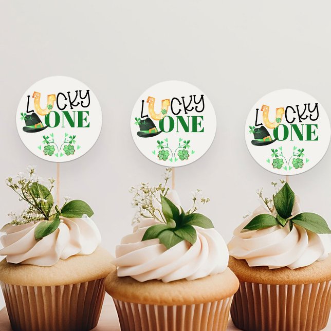 Sticker Rond Lucky One St patrick fête d'anniversaire (Lucky One stickers for envelope seals, favors, cupcake toppers and party decor)