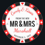 Sticker Rond M. et Mme Las Vegas Poker Chip Wedding Favor<br><div class="desc">Quelque chose de sucré pour vos invités avec un badge rond comme une puce de poker,  Las Vegas style marque. Aussi disponible imprimé sur un sac de faveur.</div>