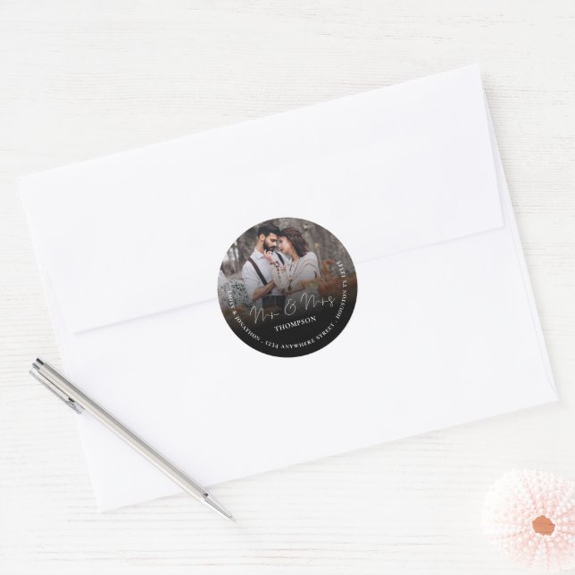 Sticker Rond M. Mme Photo Nom du retour Adresse Mariage Noir (Enveloppe)