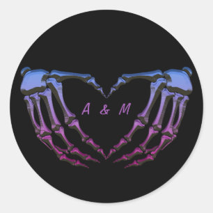 Sticker Rond Mains de squelette gothique rose violet en forme d