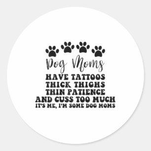 Sticker Rond Maman De Chien Avec Des Tatouages De Jolies Yeux É