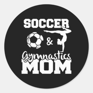 Sticker Rond Maman de foot et de gymnastique Footballeuse drôle