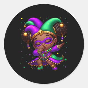 Sticker Rond Mardi Gras Dabbing mignonne Black Girl Jester Casq