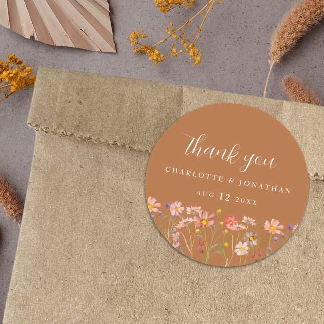 Sticker Rond Mariage Bohème d'Automne aux Fleurs Rustiques (Terracotta burnt orange Boho fall Wildflower custom Wedding thank you favor stickers)