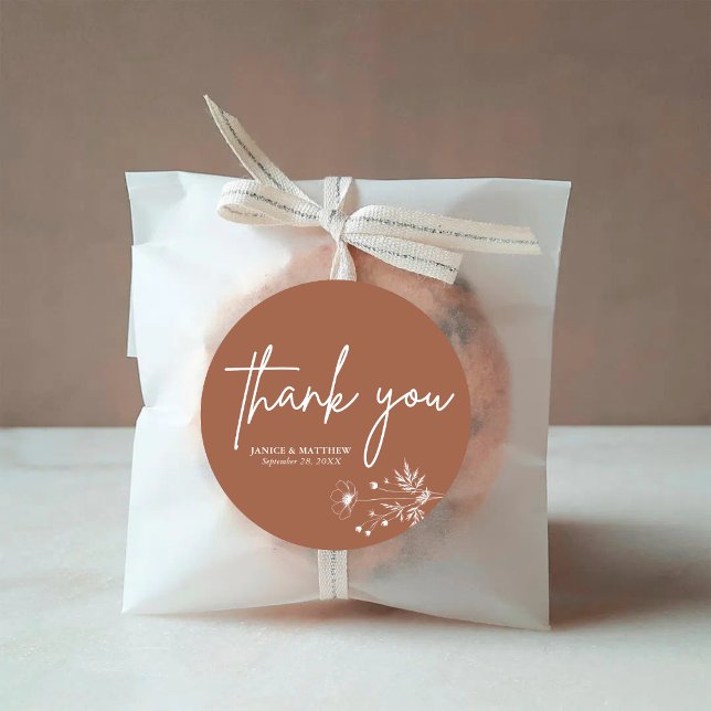 Sticker Rond Mariage Bohème Terracotta Fleur Sauvage Rustique (Rustic wildflower terracotta round sticker adds warm boho charm to wedding details.)