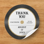Sticker Rond Mariage de Merci de disques  de disques de vinyle<br><div class="desc">Mariage de disques vinyle rétro parties scintillant blanche et or merci les autocollants. Personnalisez-le en ajoutant les détails de votre mariage. Idéal pour un look vintage des années 1940.</div>