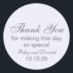 Sticker Rond Mariage de Merci simple Lavender<br><div class="desc">Dites merci à vos invités avec ce simple étiquette.</div>