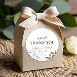 Sticker Rond Mariage de Merci vert et blanc Sage<br><div class="desc">Un autocollants et des étiquettes mariages personnalisés,  dotés d'un design moderne et élégant,  vert et blanc,  avec nom et texte personnalisés.</div>
