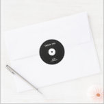 Sticker Rond Mariage de Merci Vintage Vinyl Record<br><div class="desc">Merci à vos invités en style avec nos stickers "merci" de vinyle personnalisés. Le design unique et rétro de ces autocollants est en forme de vinyle et comporte les mots "merci" imprimés sur le dos. Les autocollants sont un moyen pratique et décoratif de montrer votre appréciation à vos invités, et...</div>
